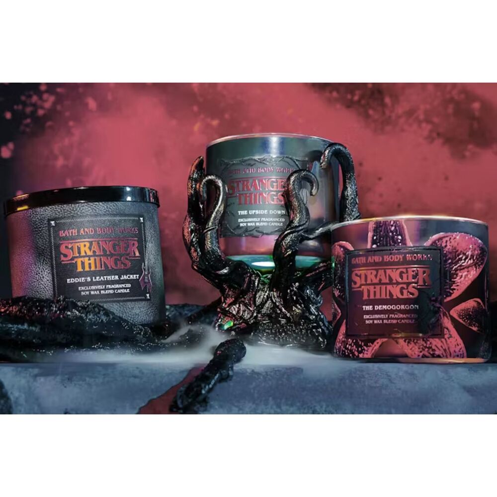 Stranger Things x Bath & Body Works Limited Edition Set - 3-Wick Candles Netflix - Picture 8 of 8